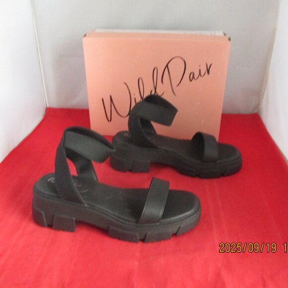 Wild Pair Theodorra Two-Piece Lug Sole Sandals $60 - US Size 8 1/2 - Black- 1348 - Picture 7 of 12